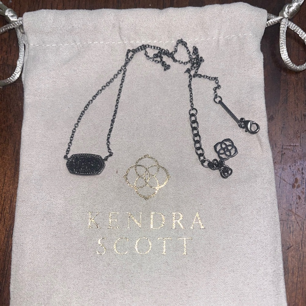 Kendra Scott Elisa necklace in black drusy